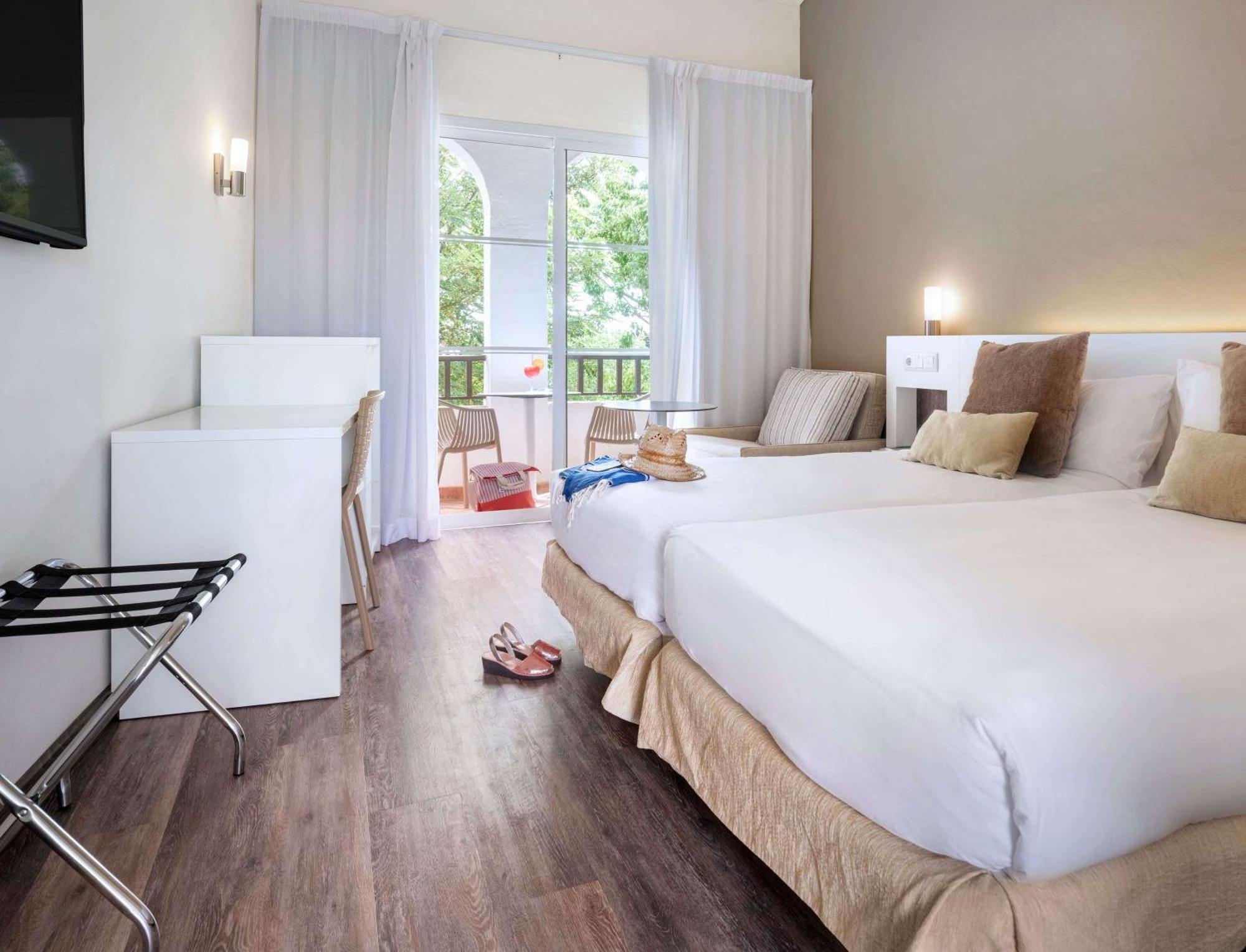 Hotel Sol Falco Menorca 4*